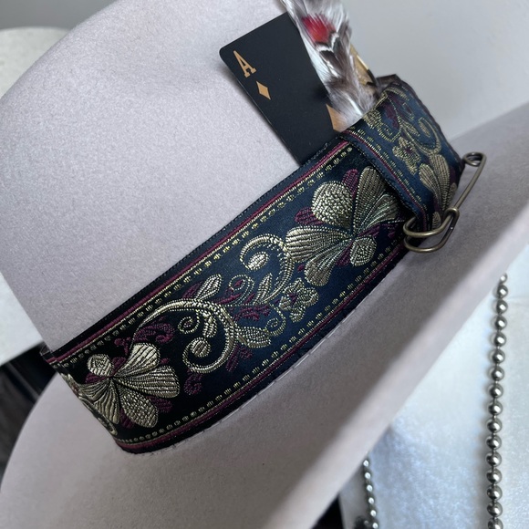 New Cowbow hat. - Picture 2 of 8